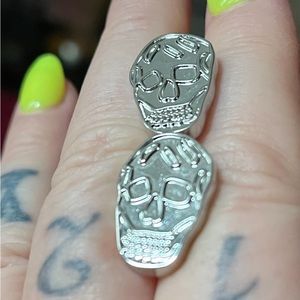 Alexander McQueen cuff links 💯 authentic